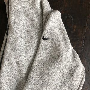 Nike Therma-fit zip up
